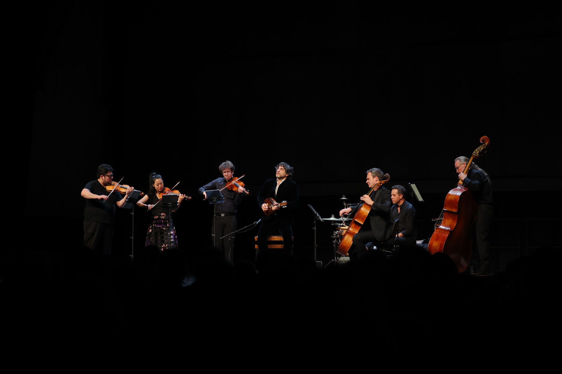 Avi Avital & CHAARTS live